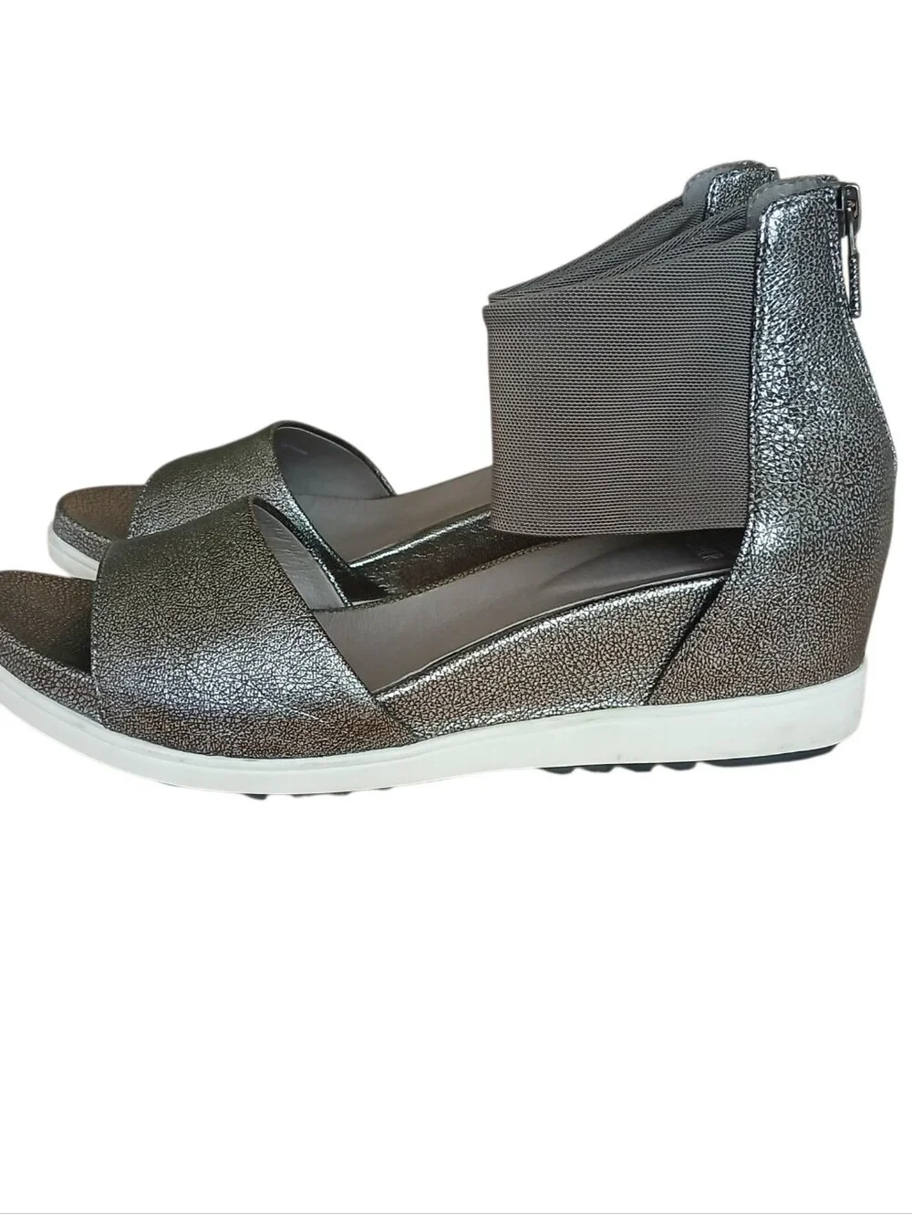 Eileen Fisher eileen fisher